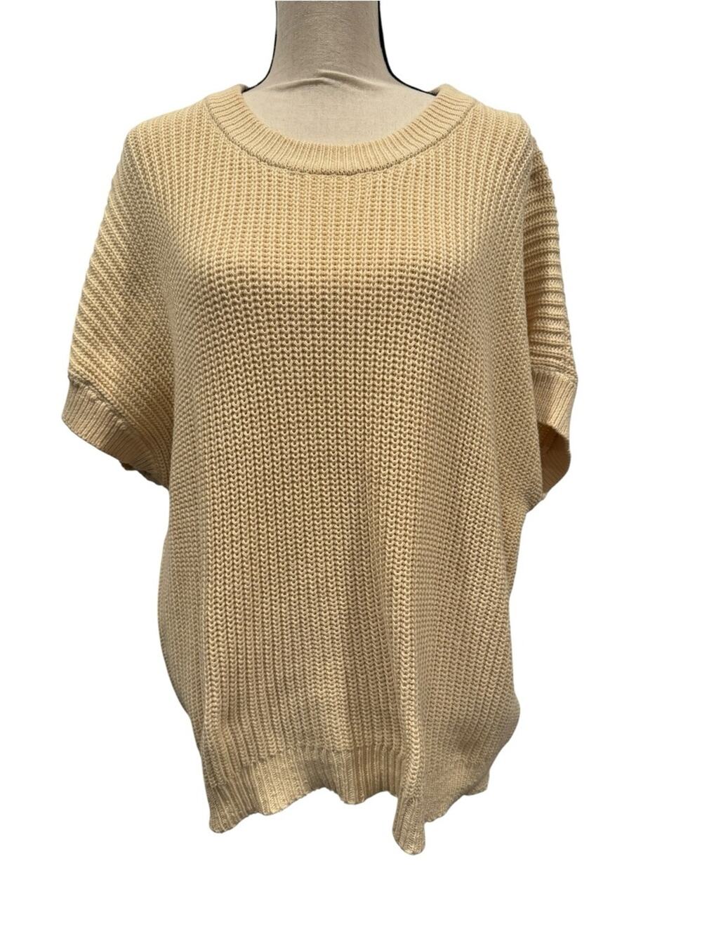 By Together Cream Short-Sleeve Crew Over Sized Knit Sweater Small